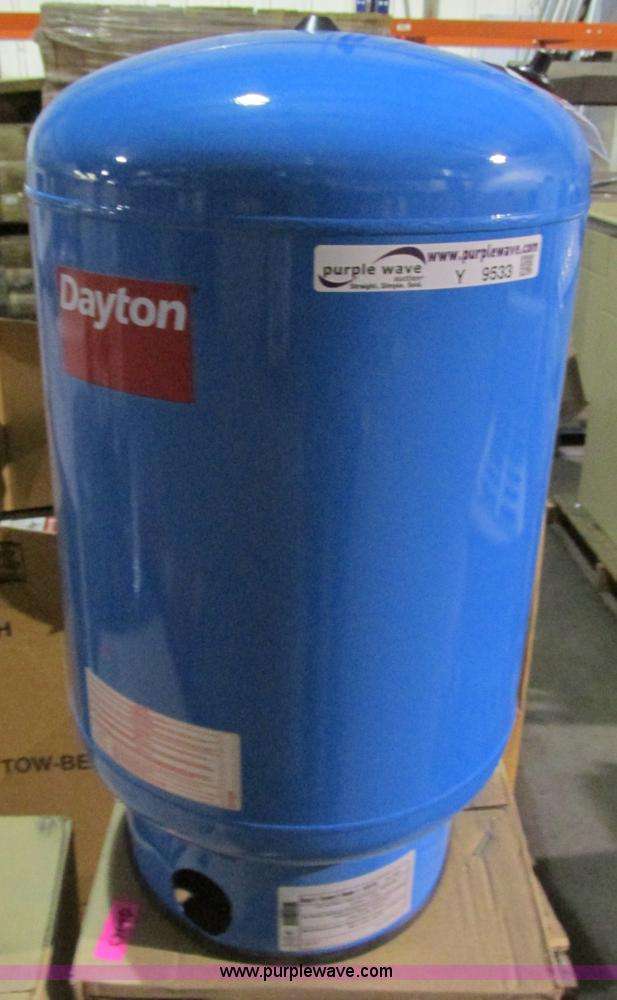 (2) Dayton 20 gallon bladder tanks in Spring Hill, KS